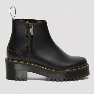 Dr. Martens Rometty II Smooth Leather Chelsea Boots